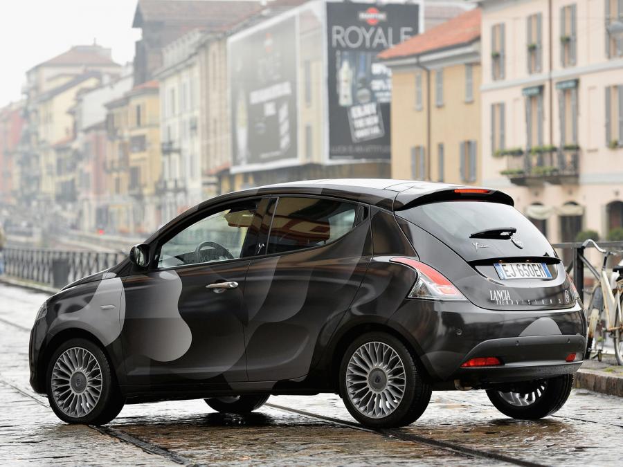  Lancia Ypsilon P-E 13 2012 года  (фото 7 из 7)